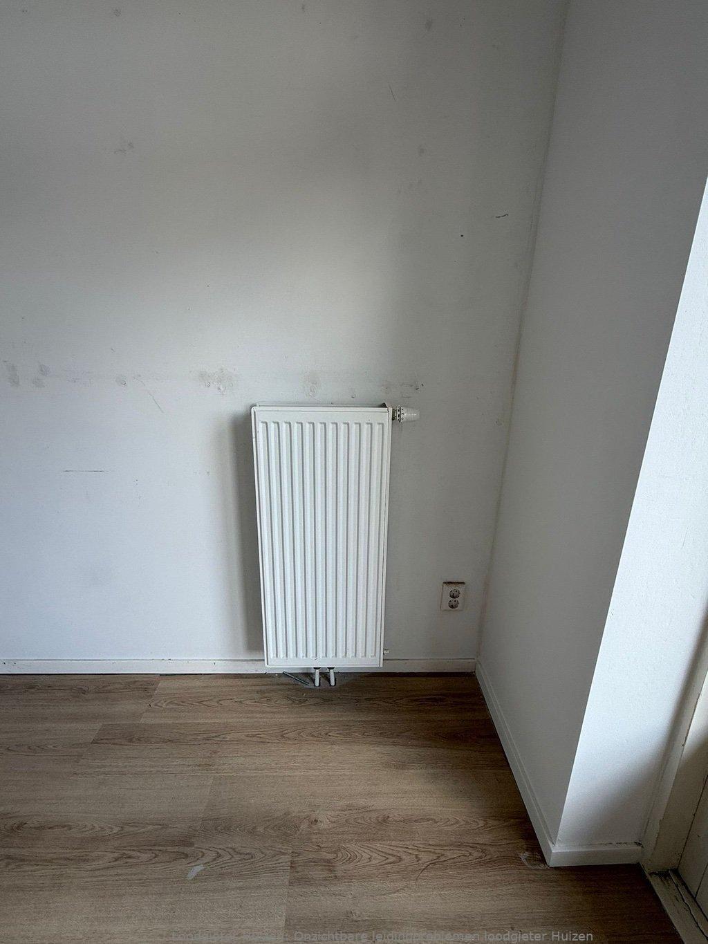 Onzichtbare Leidingproblemen Loodgieter Huizen